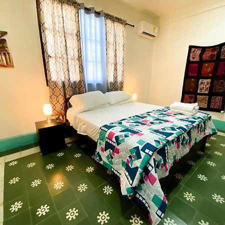 Bed and Breakfast Mansion Bahia Manga Cartagena Esterno foto