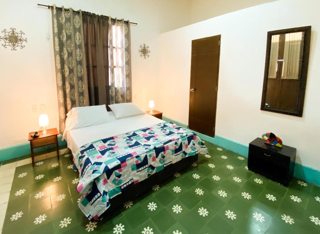 Bed and Breakfast Mansion Bahia Manga Cartagena Esterno foto