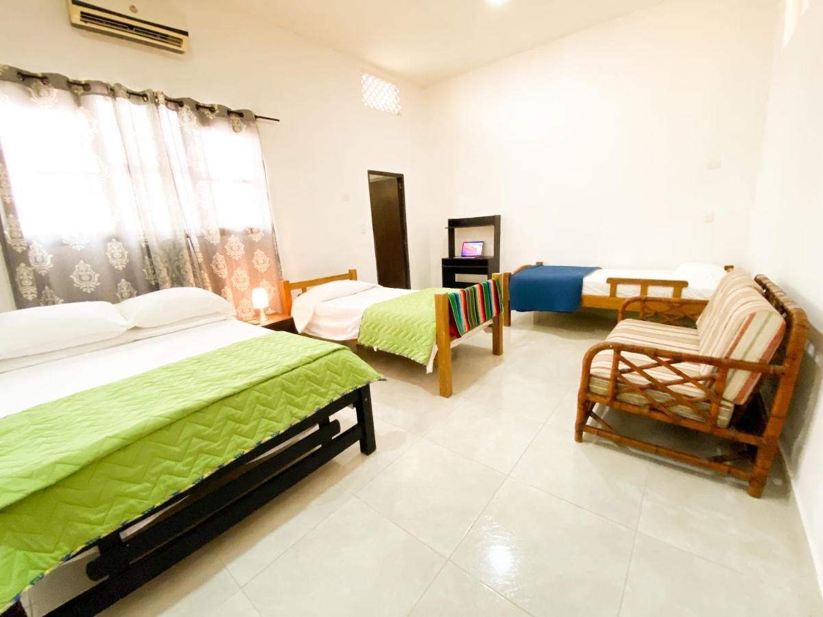 Bed and Breakfast Mansion Bahia Manga Cartagena Esterno foto