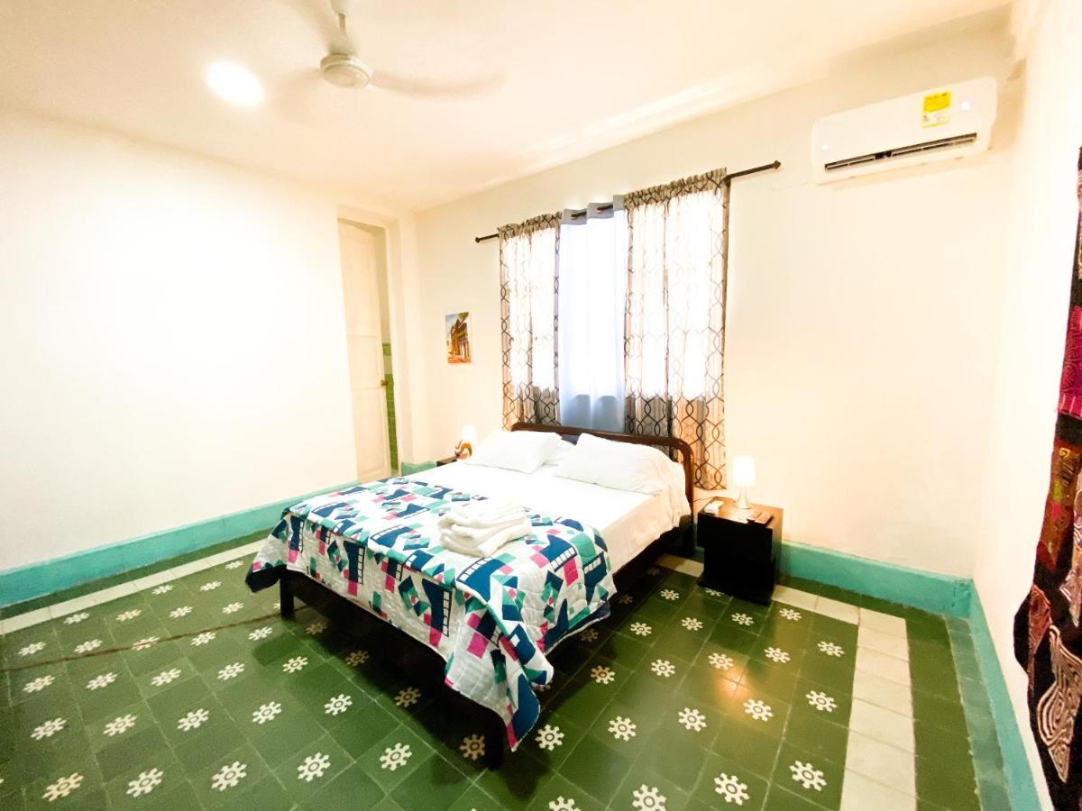 Bed and Breakfast Mansion Bahia Manga Cartagena Esterno foto